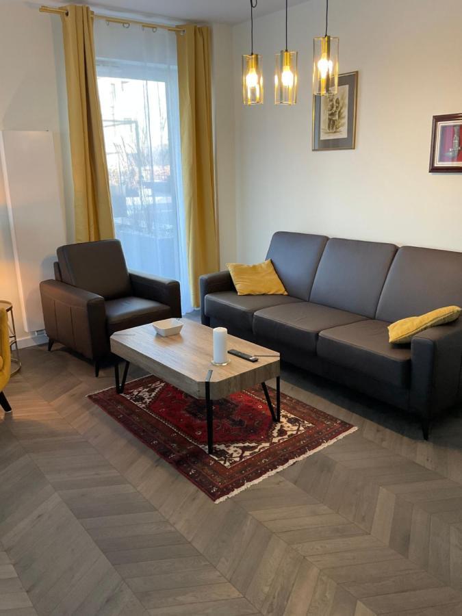 Apartament „Dwie Wieze” Apartment Katowice Bagian luar foto